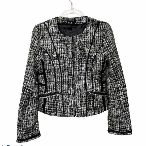 Express Jackets & Blazers - Express Long Sleeve Jacket with Zipper closure M
